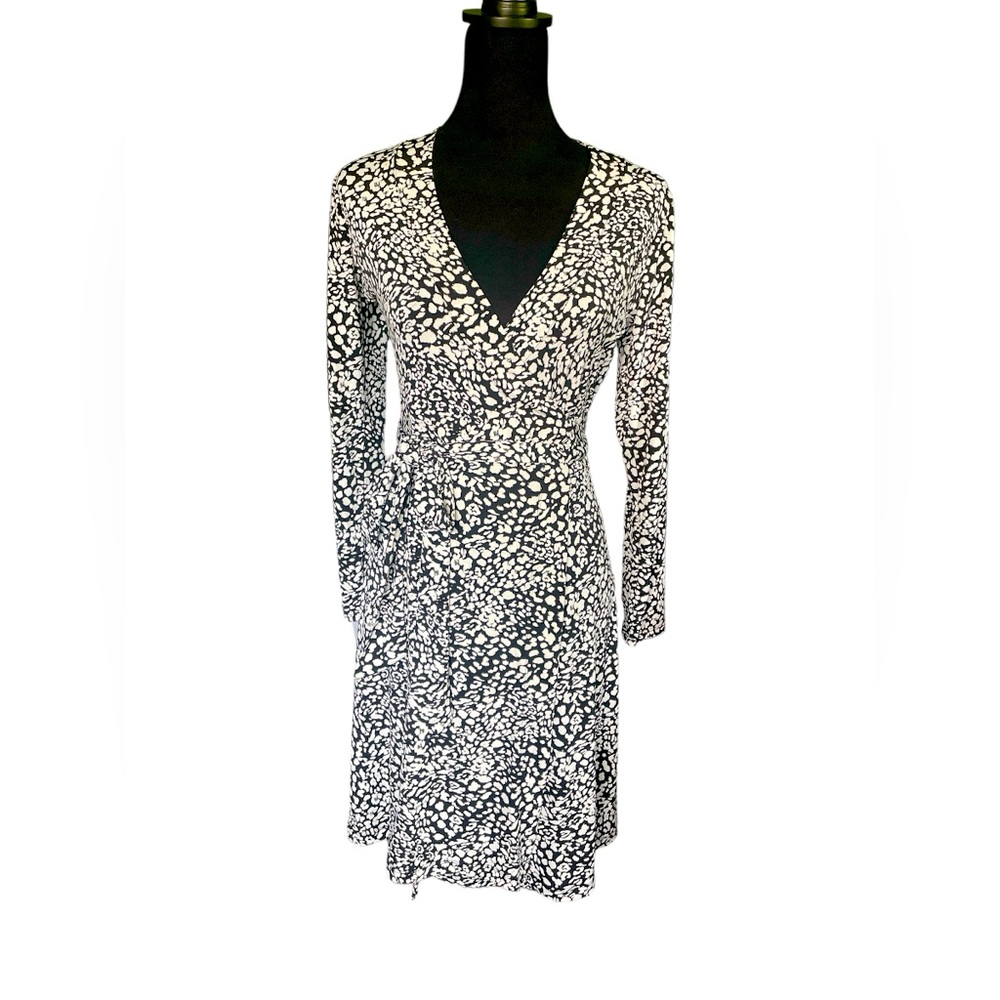 Banana Republic Black White & Tan Leopard Print Jersey Wrap Dress, Size PS